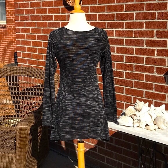 Max Edition Tunic Top - Picture 5 of 10